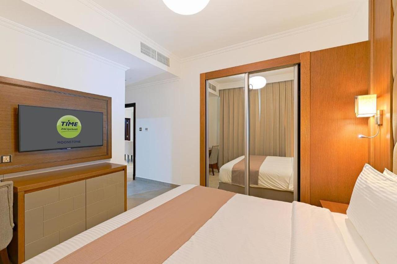 Time Moonstone Hotel Apartments ฟูไจราห์ ภายนอก รูปภาพ