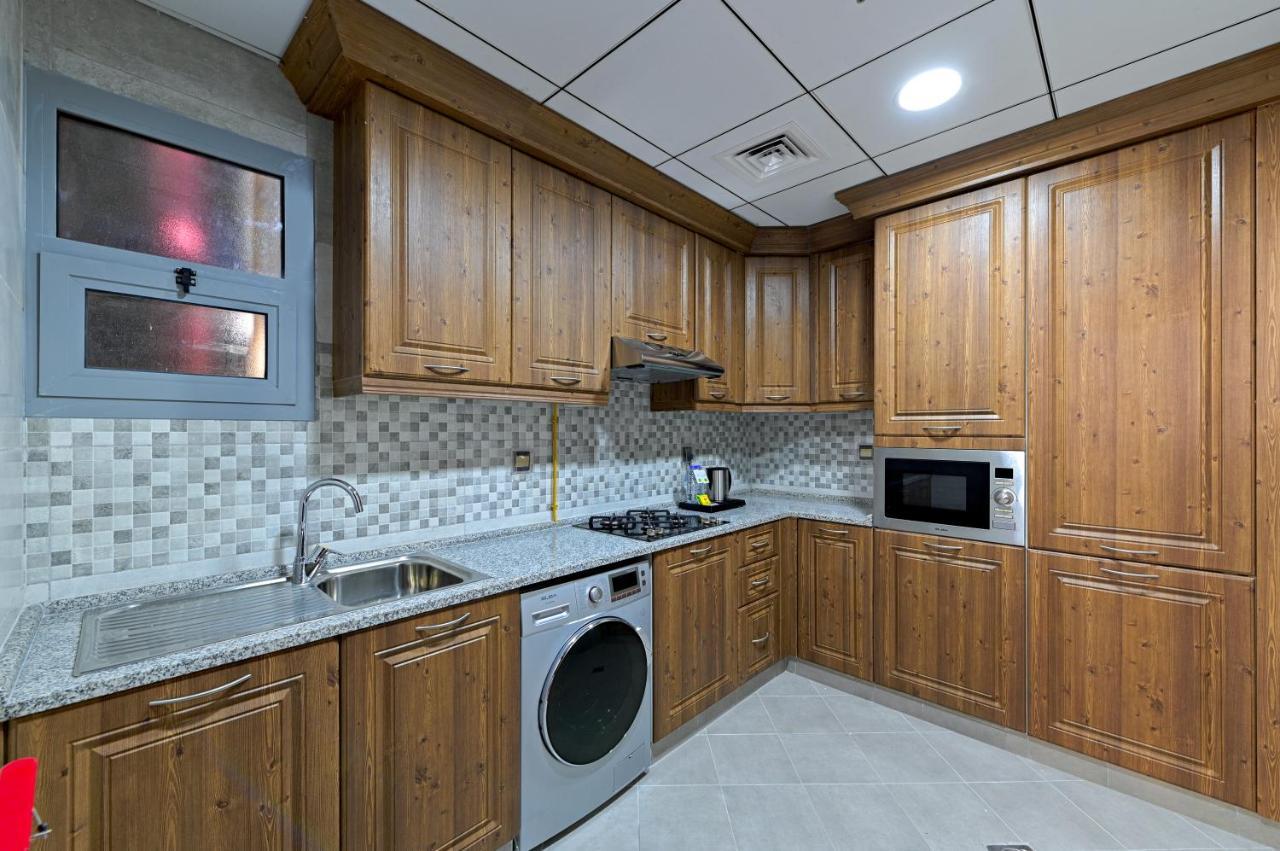 Time Moonstone Hotel Apartments ฟูไจราห์ ภายนอก รูปภาพ