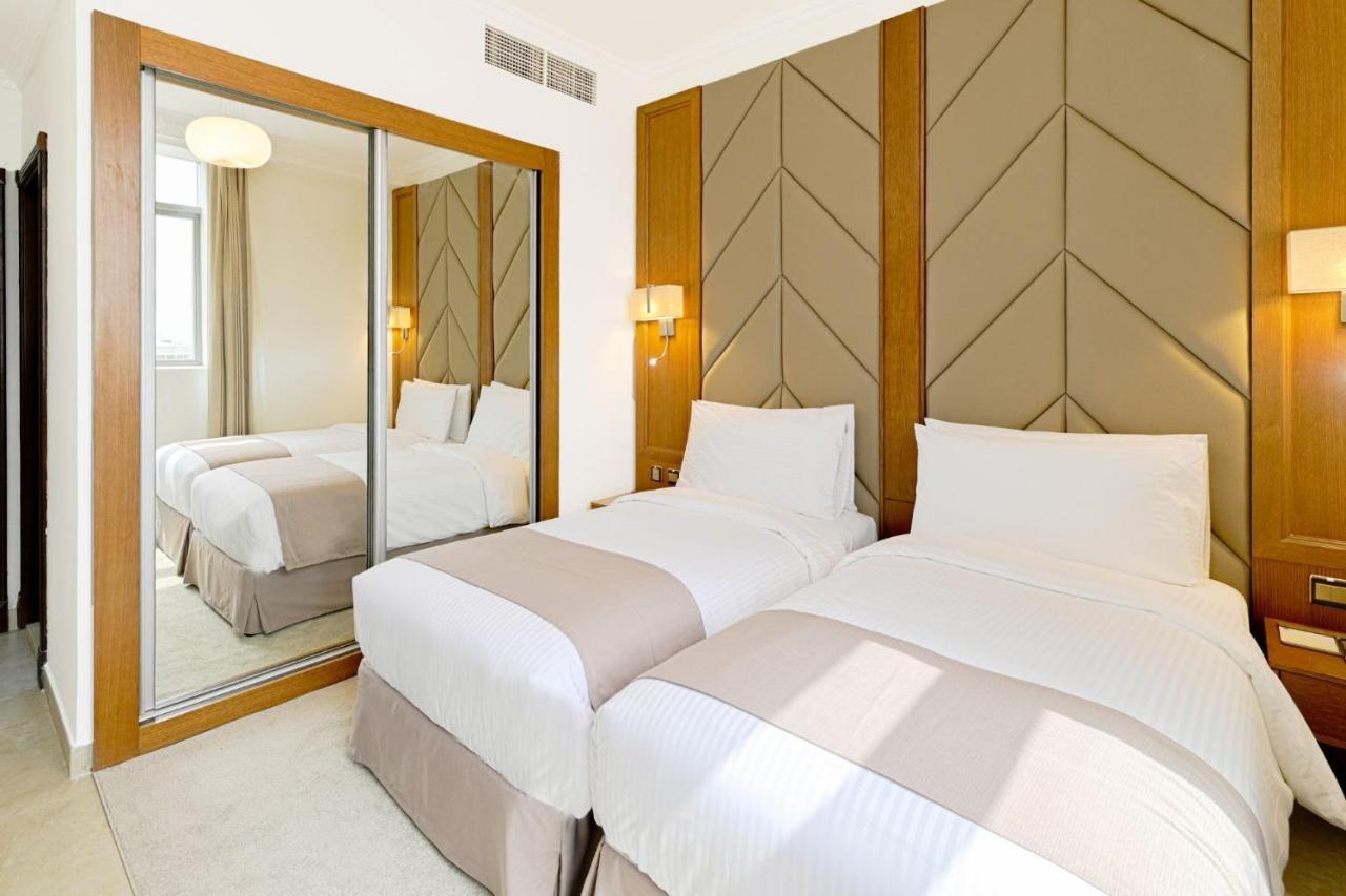 Time Moonstone Hotel Apartments ฟูไจราห์ ภายนอก รูปภาพ